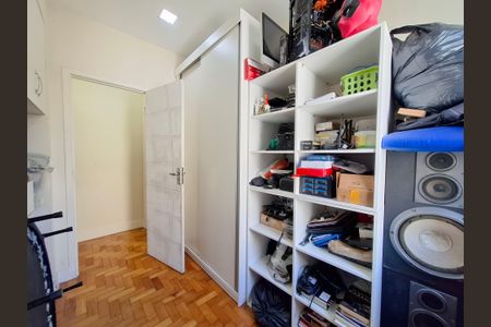 Apartamento à venda com 110m², 4 quartos e sem vagaQuarto 2