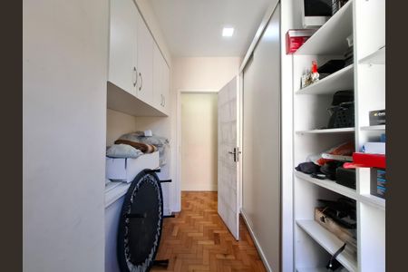Apartamento à venda com 110m², 4 quartos e sem vagaQuarto 2