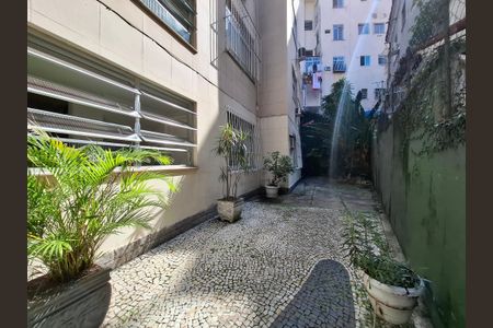 Apartamento à venda com 110m², 4 quartos e sem vagaÁrea comum