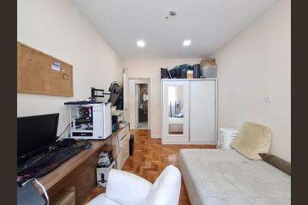 Apartamento à venda com 110m², 4 quartos e sem vagaQuarto 4