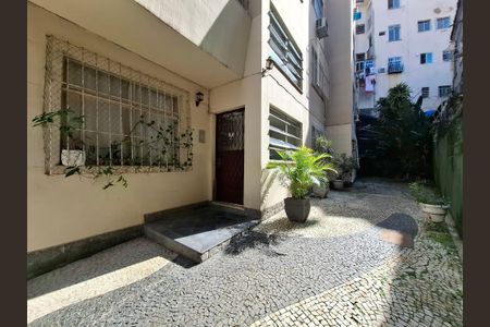 Apartamento à venda com 110m², 4 quartos e sem vagaÁrea comum