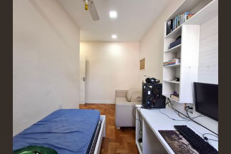 Apartamento à venda com 110m², 4 quartos e sem vagaQuarto 3