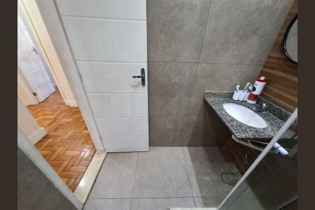 Apartamento à venda com 110m², 4 quartos e sem vagaBanheiro