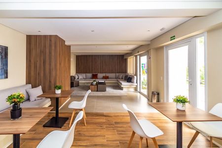 Apartamento para alugar com 29m², 1 quarto e sem vaga Apartamento para alugar com 29m², 1 quarto e sem vagaÁrea comum - Salão de festas