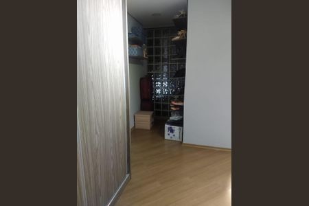 Casa à venda com 135m², 2 quartos e 2 vagas Casa à venda com 135m², 2 quartos e 2 vagasQuarto 1