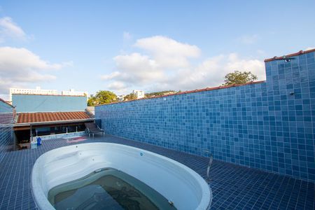 Casa para alugar com 450m², 4 quartos e 5 vagas Casa para alugar com 450m², 4 quartos e 5 vagasPiscina