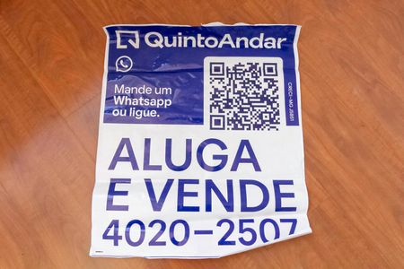 Casa de condomínio à venda com 55m², 2 quartos e 1 vaga Casa de condomínio à venda com 55m², 2 quartos e 1 vagaFachada