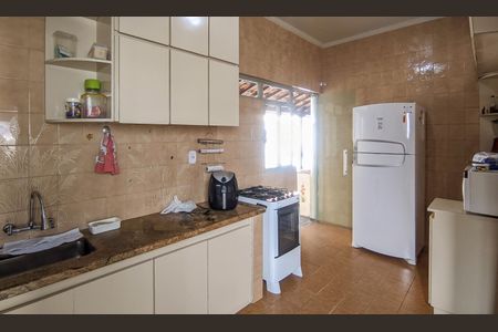 Casa à venda com 185m², 4 quartos e 1 vagaCozinha