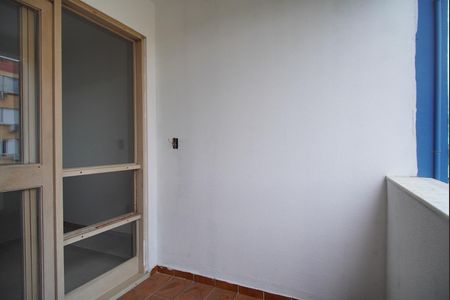 Apartamento à venda com 101m², 3 quartos e sem vagavaranda