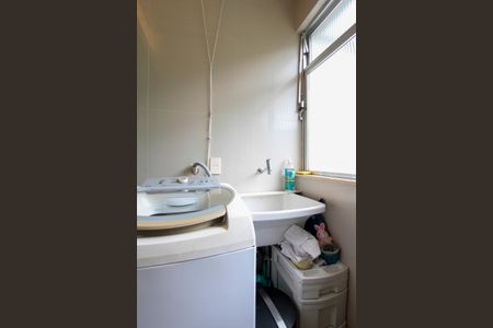 Apartamento à venda com 65m², 2 quartos e 1 vagaÁrea de Serviço