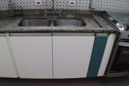 Apartamento à venda com 210m², 5 quartos e 3 vagas Apartamento à venda com 210m², 5 quartos e 3 vagasCozinha