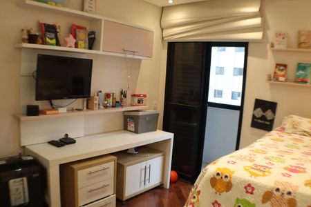 Apartamento à venda com 210m², 5 quartos e 3 vagas Apartamento à venda com 210m², 5 quartos e 3 vagasQuarto 1