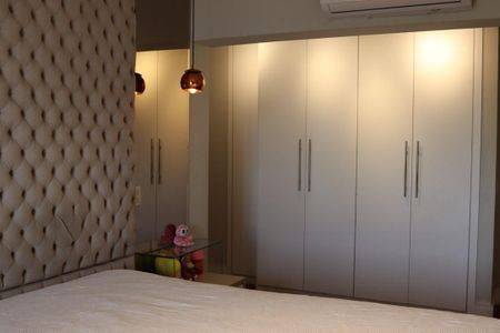 Apartamento à venda com 210m², 5 quartos e 3 vagas Apartamento à venda com 210m², 5 quartos e 3 vagasQuarto 3