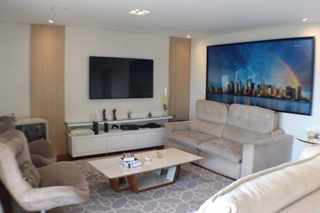 Apartamento à venda com 210m², 5 quartos e 3 vagas Apartamento à venda com 210m², 5 quartos e 3 vagasSala