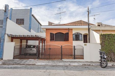 Casa à venda com 139m², 2 quartos e 3 vagasFachada