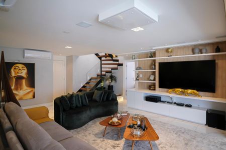 Apartamento à venda com 264m², 3 quartos e 4 vagasSala