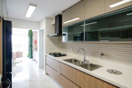 Apartamento à venda com 264m², 3 quartos e 4 vagasCozinha