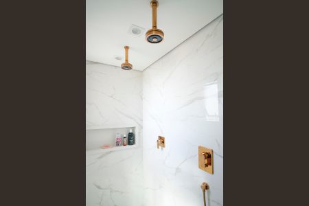 Apartamento à venda com 264m², 3 quartos e 4 vagasBanheiro da suíte 1