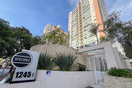 Apartamento à venda com 264m², 3 quartos e 4 vagasFachada + plaquinha
