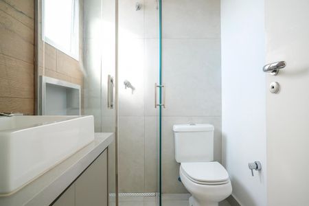 Apartamento à venda com 264m², 3 quartos e 4 vagasBanheiro da suíte 2