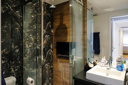 Apartamento à venda com 264m², 3 quartos e 4 vagasBanheiro da suíte 3