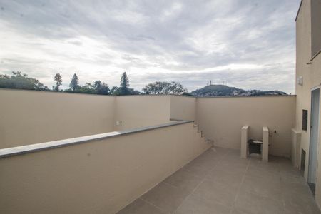 Casa de condomínio à venda com 120m², 3 quartos e 1 vagaCobertura