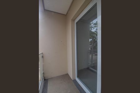Casa de condomínio à venda com 120m², 3 quartos e 1 vagaVaranda