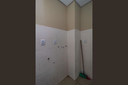 Casa de condomínio à venda com 120m², 3 quartos e 1 vagaBanheiro