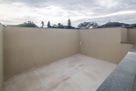 Casa de condomínio à venda com 120m², 3 quartos e 1 vagaCobertura