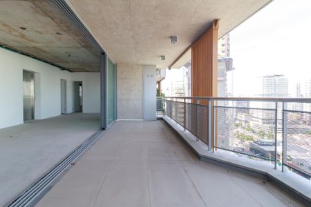 Apartamento à venda com 165m², 4 quartos e 3 vagasSala - Varanda