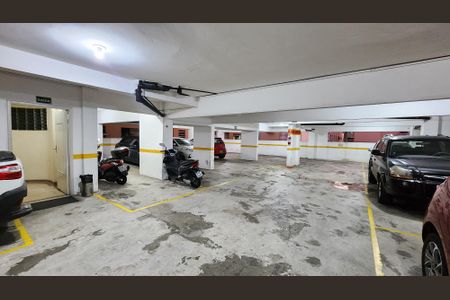 Apartamento para alugar com 98m², 3 quartos e 1 vagaGaragem