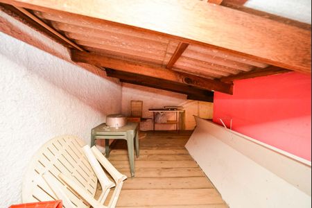 Casa à venda com 90m², 2 quartos e 1 vagaSótão