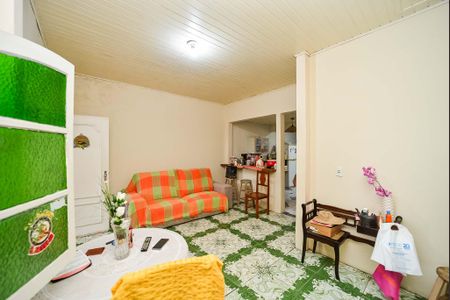 Casa à venda com 90m², 2 quartos e 1 vagaSala