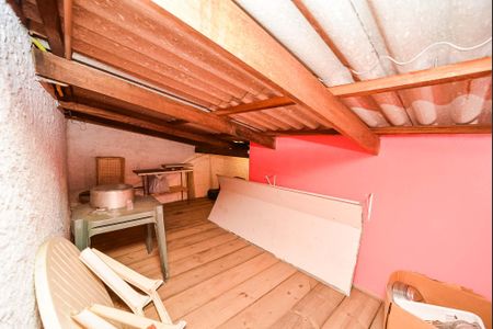 Casa à venda com 90m², 2 quartos e 1 vagaSótão