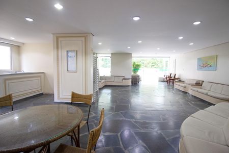 Apartamento à venda com 87m², 2 quartos e 1 vagaÁrea comum