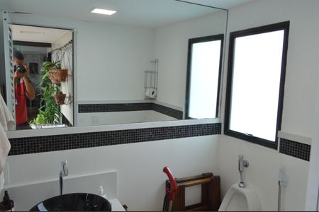 Apartamento à venda com 228m², 4 quartos e 2 vagasLavabo do Terraço