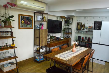 Apartamento à venda com 228m², 4 quartos e 2 vagasCozinha 2