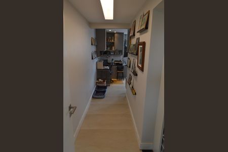 Apartamento à venda com 228m², 4 quartos e 2 vagasSuíte