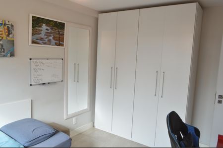 Apartamento à venda com 228m², 4 quartos e 2 vagasQuarto 3