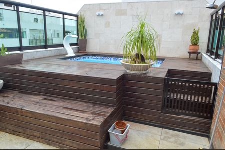 Apartamento à venda com 228m², 4 quartos e 2 vagasTerraço