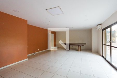 Apartamento à venda com 228m², 4 quartos e 2 vagasÁrea comum - Salão de festas