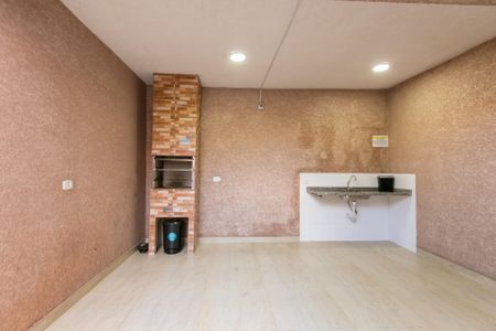 Apartamento para alugar com 38m², 2 quartos e sem vagaÁrea comum - Churrasqueira
