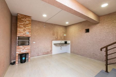 Apartamento para alugar com 38m², 2 quartos e sem vagaÁrea comum - Churrasqueira