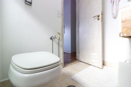 Apartamento à venda com 156m², 2 quartos e 2 vagasBanheiro da Suíte