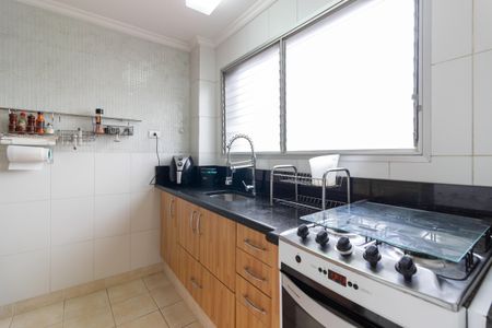 Apartamento à venda com 156m², 2 quartos e 2 vagasCozinha