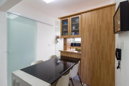 Apartamento à venda com 156m², 2 quartos e 2 vagasCozinha