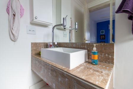 Apartamento à venda com 156m², 2 quartos e 2 vagasBanheiro da Suíte