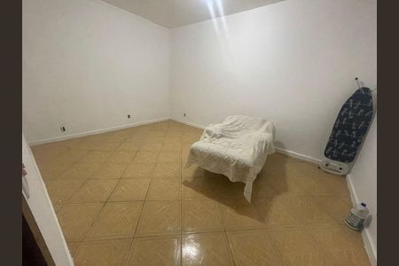Casa à venda com 100m², 2 quartos e 1 vaga