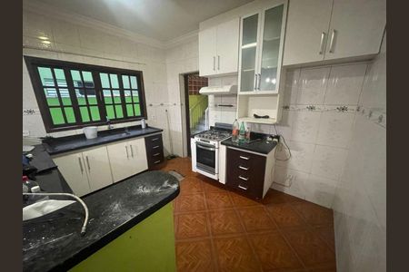 Casa à venda com 100m², 2 quartos e 1 vaga