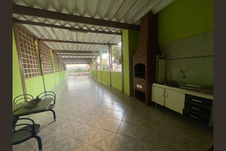 Casa à venda com 100m², 2 quartos e 1 vaga